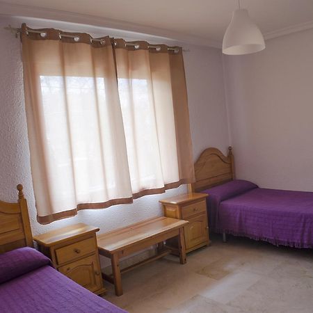 Alcañiz Hostal Los Calatravos מראה חיצוני תמונה