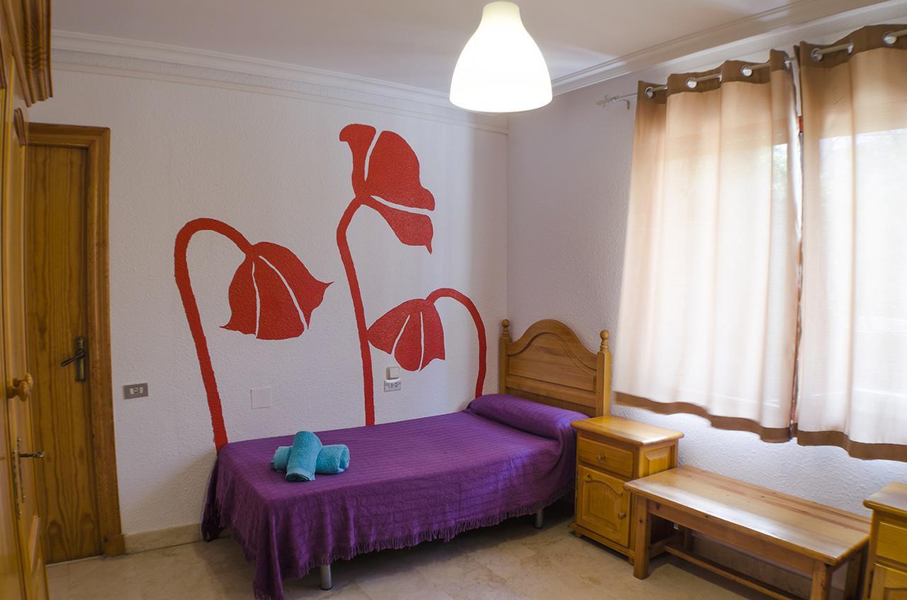 Alcañiz Hostal Los Calatravos מראה חיצוני תמונה