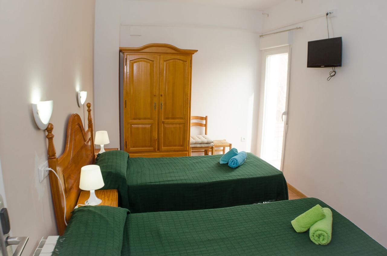 Alcañiz Hostal Los Calatravos מראה חיצוני תמונה
