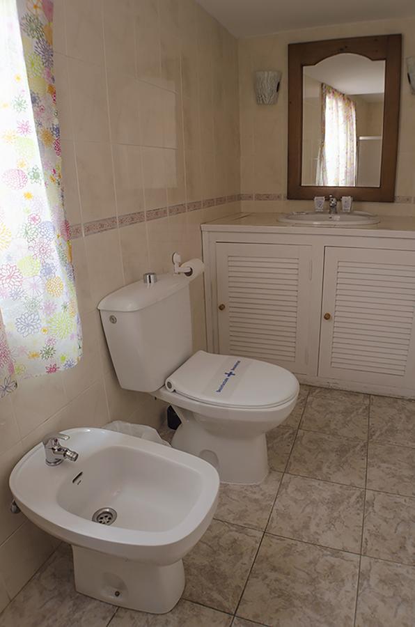 Alcañiz Hostal Los Calatravos מראה חיצוני תמונה