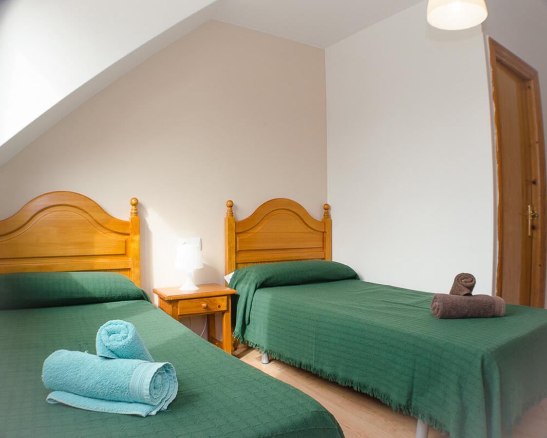 Alcañiz Hostal Los Calatravos מראה חיצוני תמונה